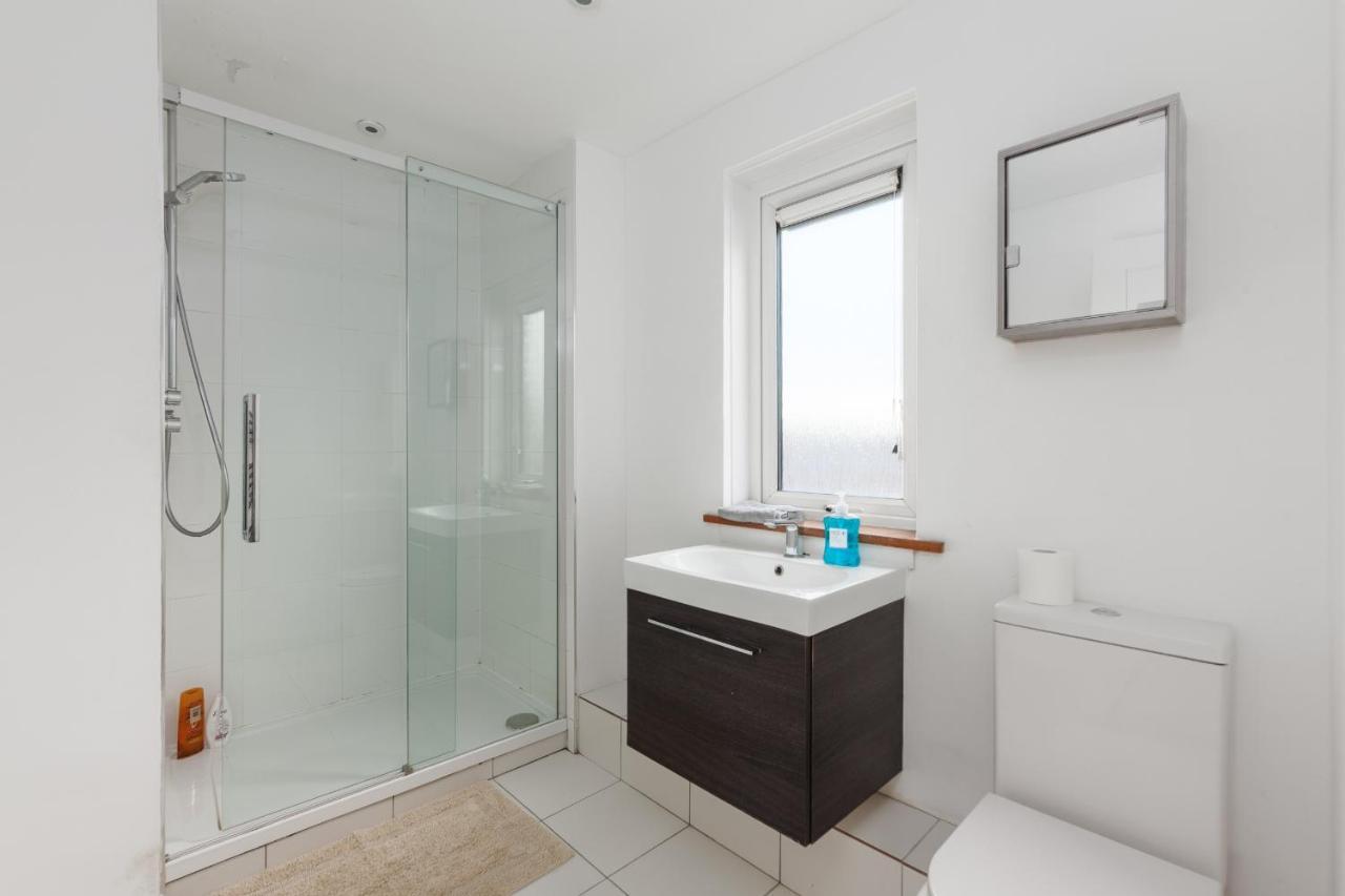 White City Apartment Londres Exterior foto